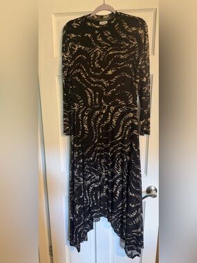The Avenue size 14